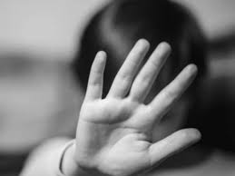 Israel: Víctimas testifican que importantes funcionarios participaron en “rituales” sexuales sádicos que involucraban a menores