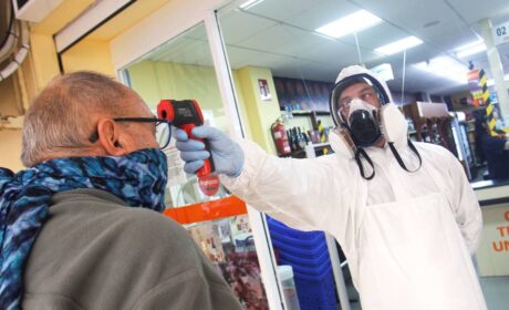 Un estudio revela que más del 45% de las muertes por covid-19 en Atenas no fueron a causa de este virus