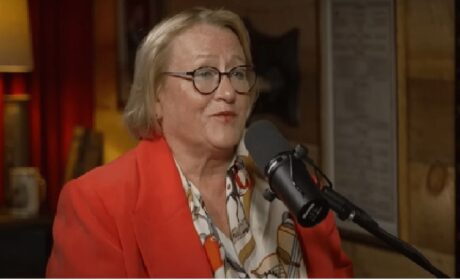 Catherine Austin Fitts: “Mientras los banqueros centrales construyen la red de control, también se preparan para un evento de casi extinción para salvarse”